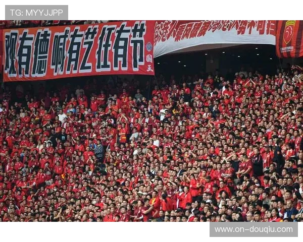 上海双雄争霸格局生变：申花扣10分基本退出冠军争夺，海港卫冕之路艰难